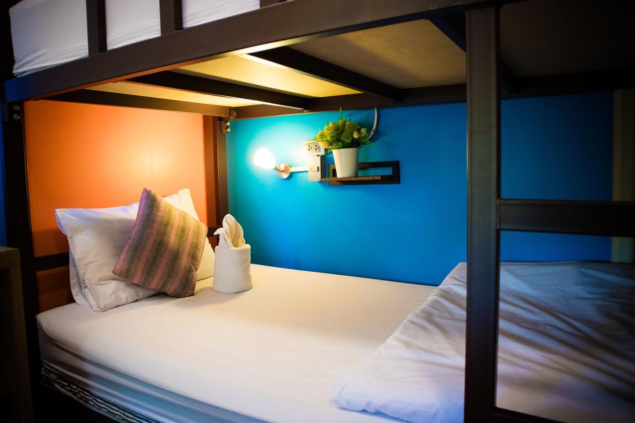 Hostel Tawan Bed Club Chiang Mai Exterior foto