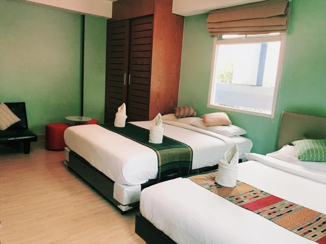 Hostel Tawan Bed Club Chiang Mai Exterior foto